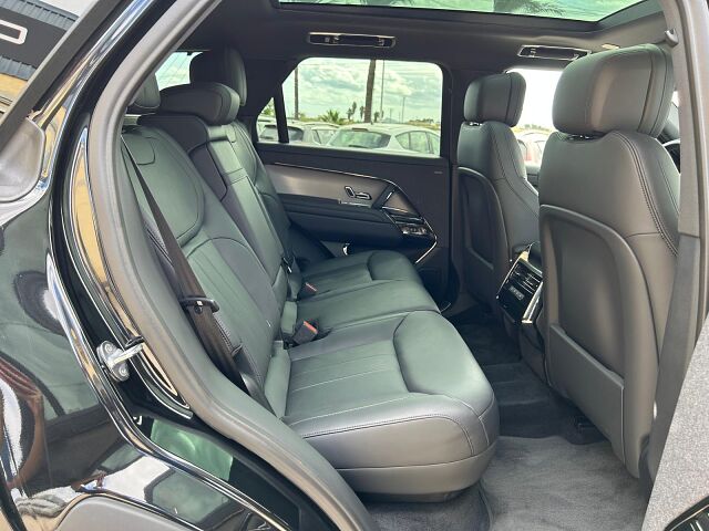 LAND ROVER RANGE ROVER SPORT SE 3.0 TD6 MHEV AUTO SPANISH LHD IN SPAIN ONLY 6000 MILES 2023